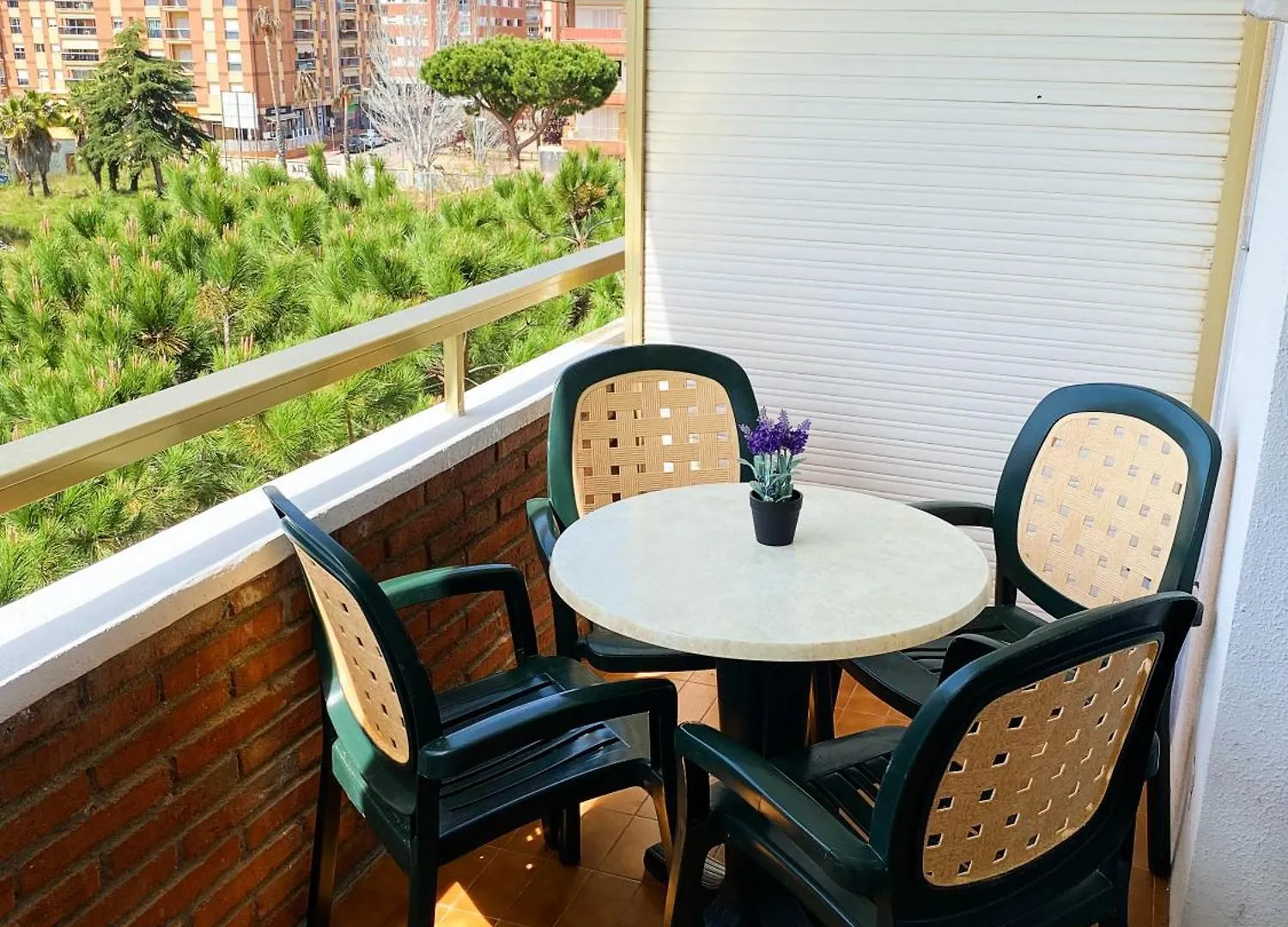 Apartamento Con Piscina En La Playa De Fenals 滨海略雷特 0*,  西班牙